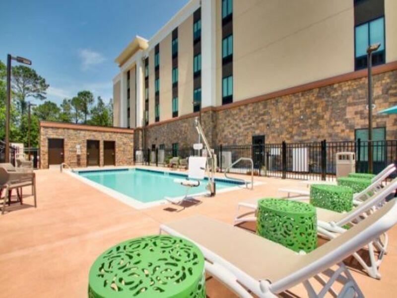 Hampton Inn & Suites By Hilton Southport Exteriör bild